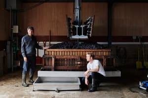 Wine press Domaine Hugo